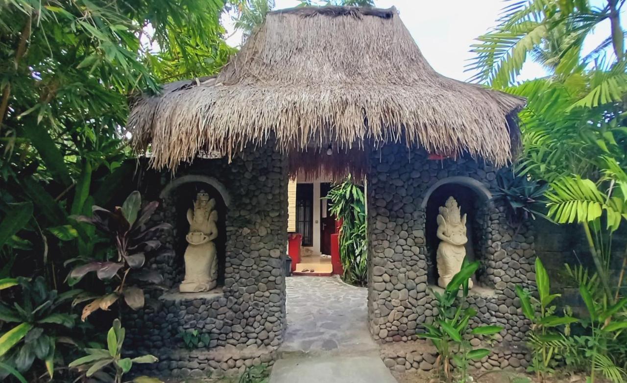 Matahari Inn Kuta  ภายนอก รูปภาพ